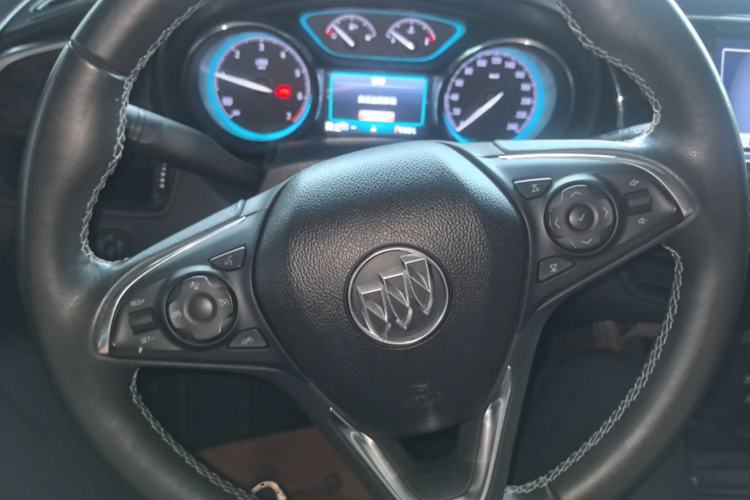 Used Buick Envision 2016 28T Four-Wheel Drive Luxury Model Steering Wheel