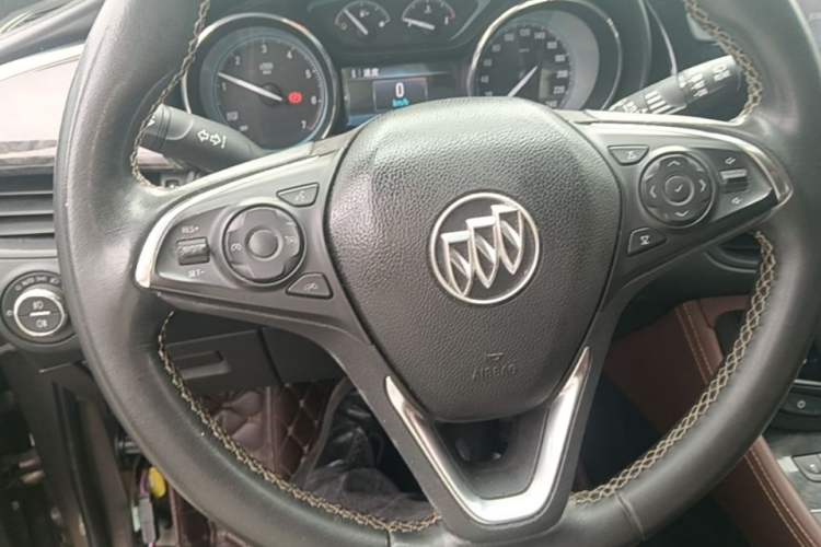 Used Buick Envision 2016 20T Two-Wheel-Drive Elite Model Steering Wheel