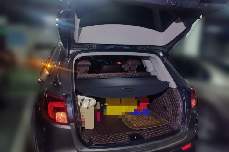 Used Buick Envision 2016 20T Two-Wheel-Drive Elite Model Trunk