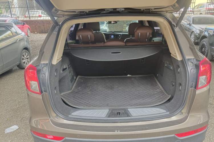 Used Buick Envision 2016 28T Four-Wheel Drive Elite Version Trunk