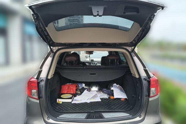 Used Buick Envision 2016 20T Two-Wheel Drive Leading Version Trunk