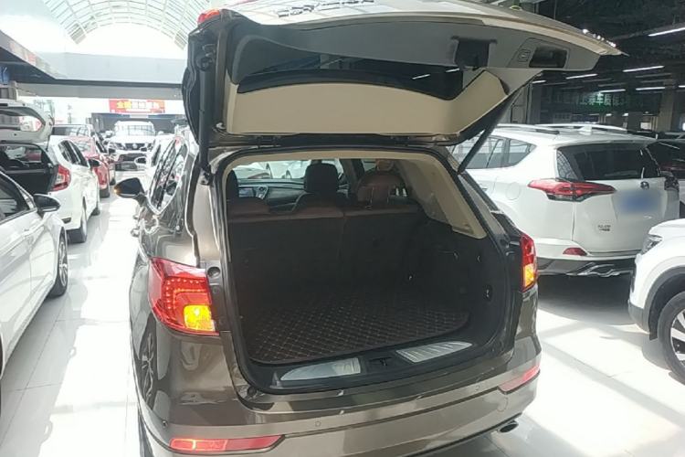 Used Buick Envision 2016 28T All-Wheel-Drive All-Terrain Sport Flagship Edition Trunk