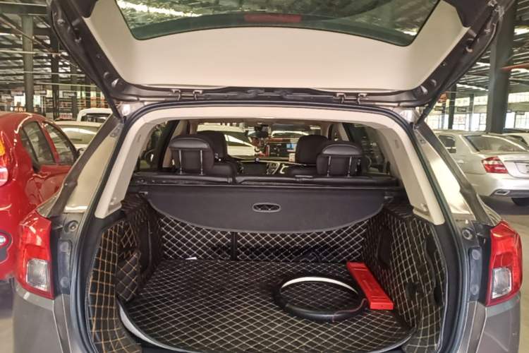 Used Buick Envision 2016 20T Two-Wheel Drive Leading Version Trunk