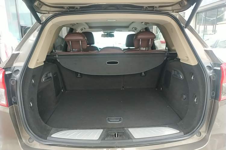 Used Buick Envision 2016 28T Four-Wheel Drive Elite Version Trunk