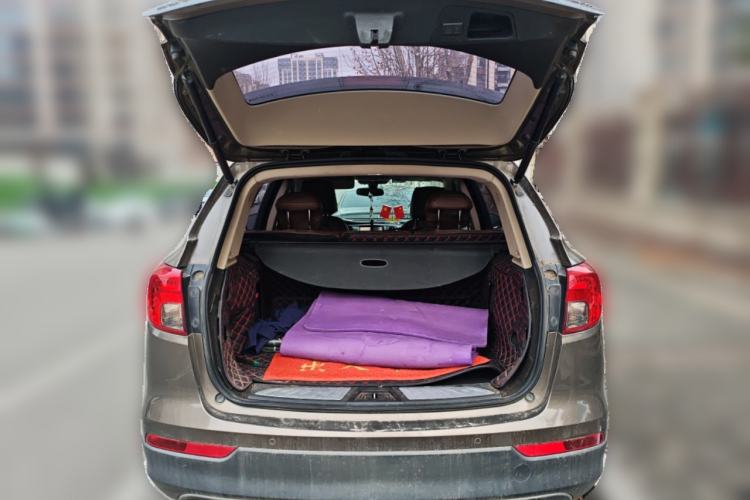 Used Buick Envision 2016 20T Two-Wheel-Drive Elite Model Trunk