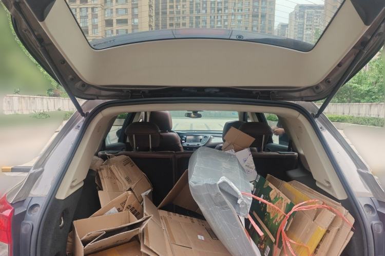 Used Buick Envision 2016 20T Two-Wheel-Drive Elite Model Trunk