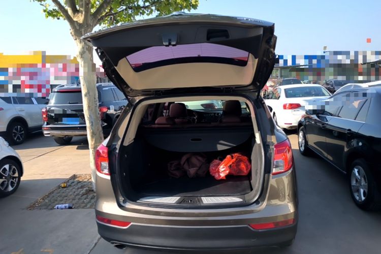 Used Buick Envision 2016 20T Two-Wheel-Drive Elite Model Trunk