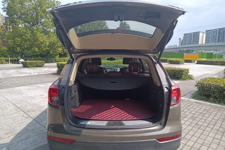 Used Buick Envision 2016 28T Four-Wheel Drive Elite Version Trunk