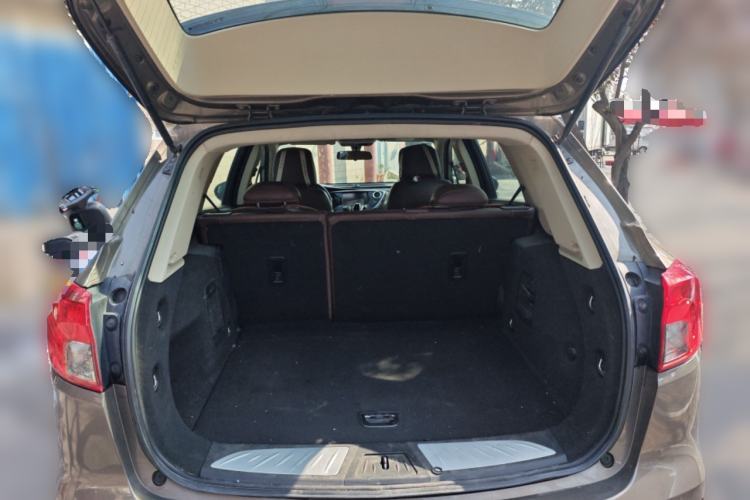 Used Buick Envision 2016 20T Two-Wheel-Drive Elite Model Trunk