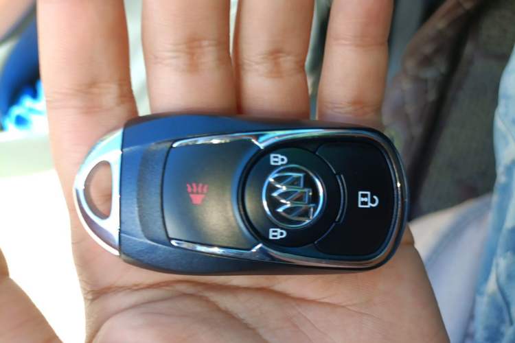 Used Buick Envision 2016 20T Two-Wheel-Drive Elite Model Vehicle Key