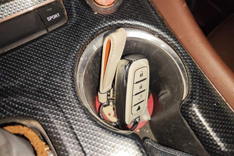 Used Buick Envision 2016 28T Four-Wheel Drive Elite Version Vehicle Key