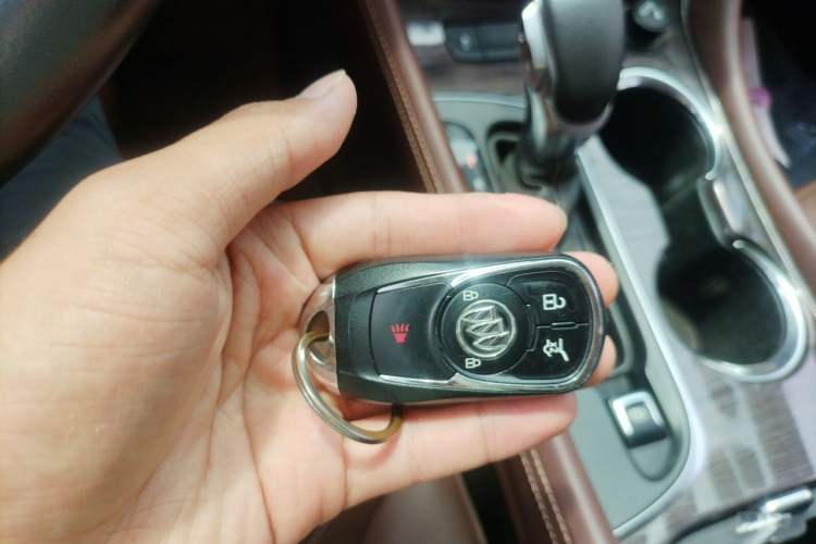 Used Buick Envision 2016 28T Four-Wheel Drive Elite Version Vehicle Key