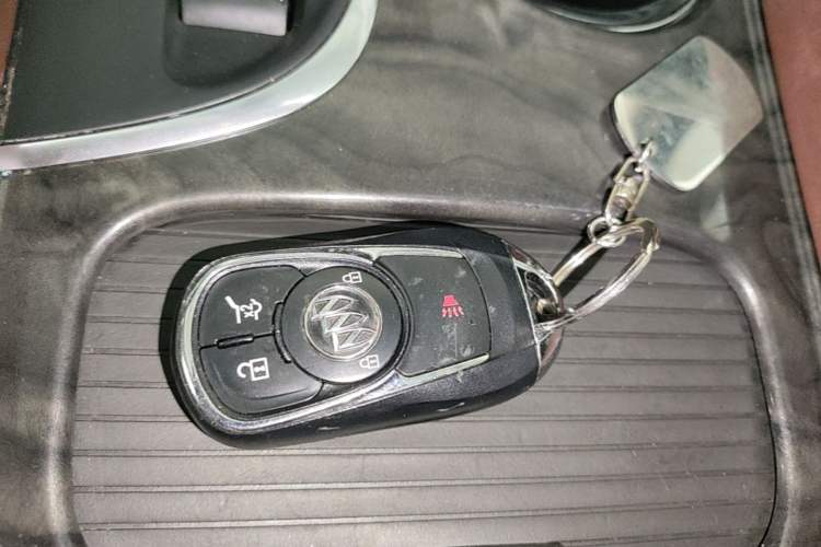 Used Buick Envision 2016 28T Four-Wheel Drive Elite Version Vehicle Key