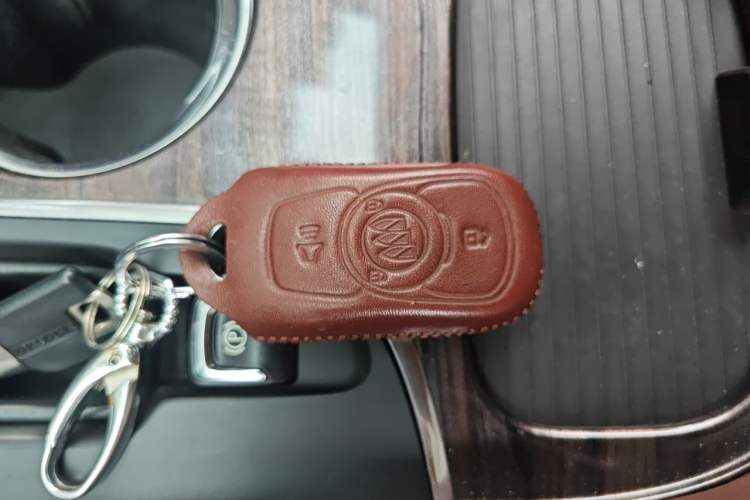 Used Buick Envision 2016 20T Two-Wheel-Drive Elite Model Vehicle Key
