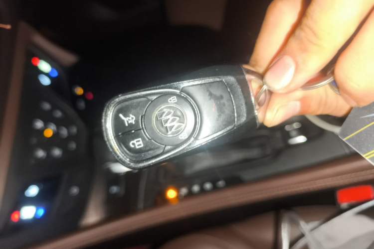 Used Buick Envision 2016 28T Four-Wheel Drive Elite Version Vehicle Key