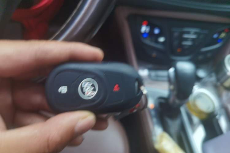 Used Buick Envision 2016 20T Two-Wheel-Drive Elite Model Vehicle Key