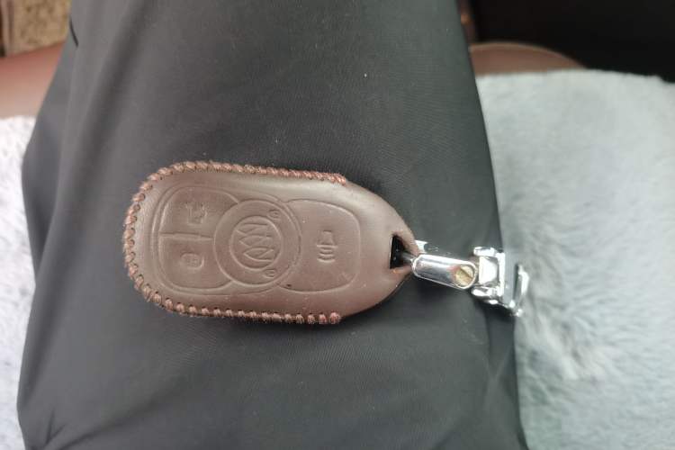 Used Buick Envision 2016 28T Four-Wheel Drive Luxury Model Vehicle Key