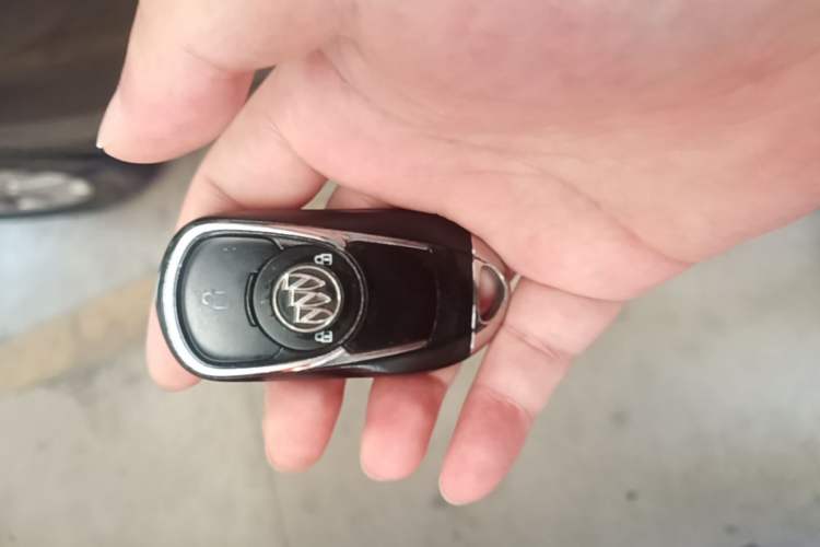 Used Buick Envision 2016 20T Two-Wheel Drive Leading Version Vehicle Key