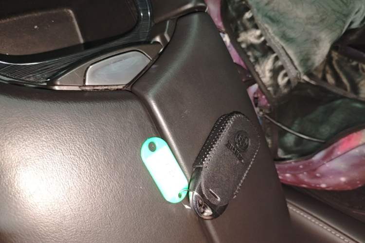 Used Buick Envision 2016 20T Two-Wheel Drive Leading Version Vehicle Key