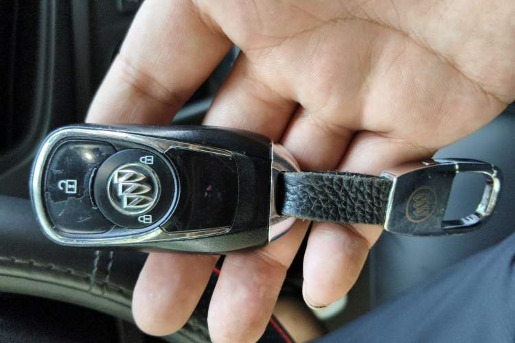Used Buick Envision 2016 20T Two-Wheel Drive Leading Version Vehicle Key