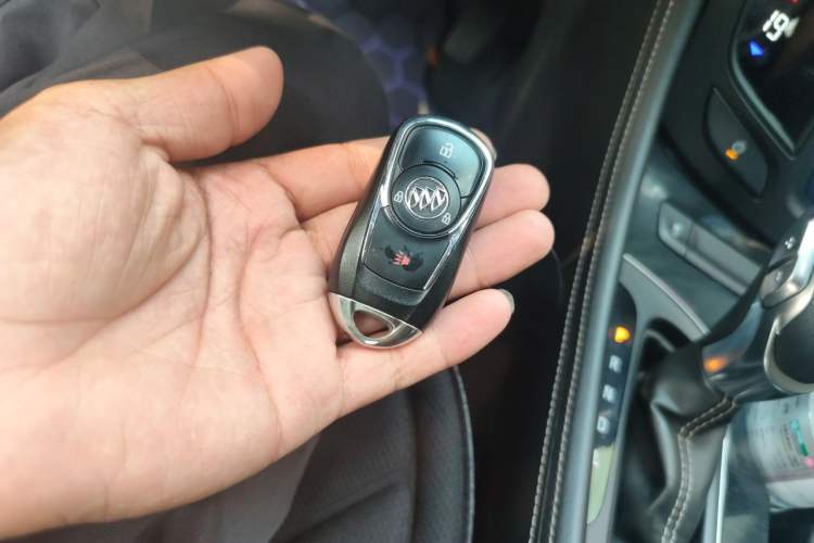 Used Buick Envision 2016 20T Two-Wheel Drive Leading Version Vehicle Key