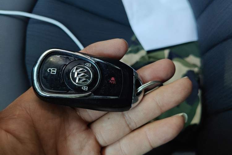 Used Buick Envision 2016 20T Two-Wheel Drive Leading Version Vehicle Key