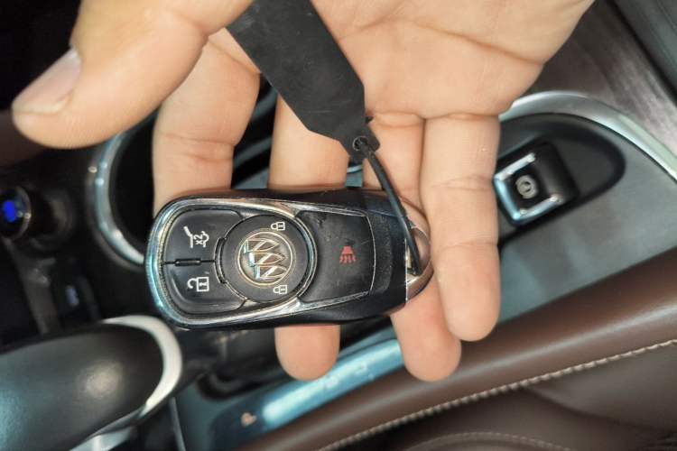 Used Buick Envision 2016 28T Four-Wheel Drive Elite Version Vehicle Key