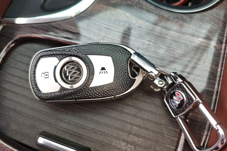 Used Buick Envision 2016 20T Two-Wheel-Drive Elite Model Vehicle Key