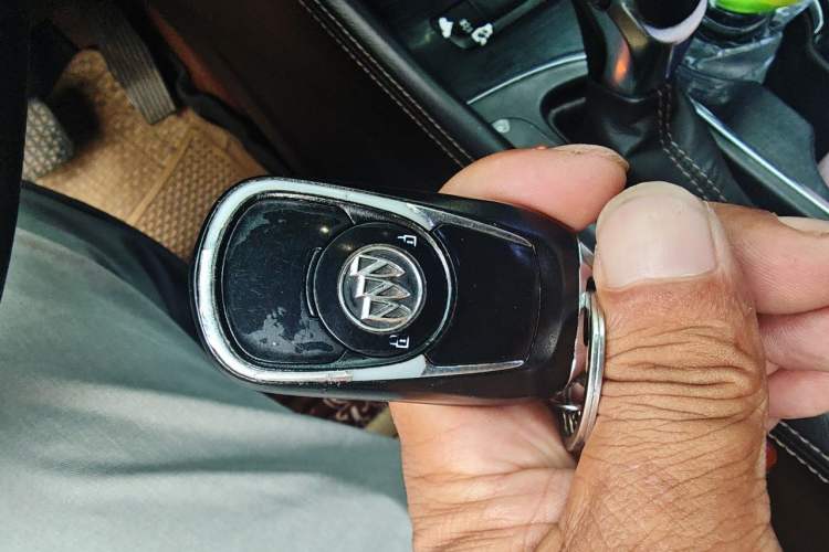 Used Buick Envision 2016 20T Two-Wheel Drive Leading Version Vehicle Key