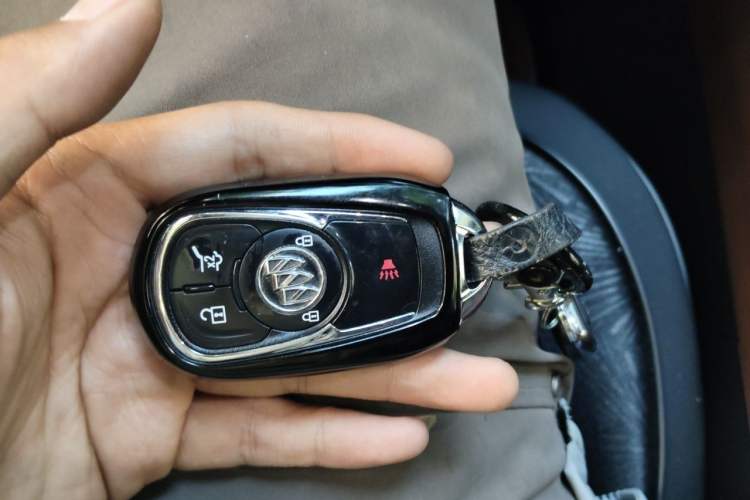 Used Buick Envision 2016 28T Four-Wheel Drive Elite Version Vehicle Key