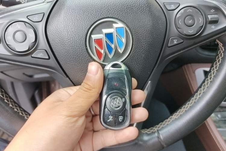 Used Buick Envision 2016 28T Four-Wheel Drive Luxury Model Vehicle Key