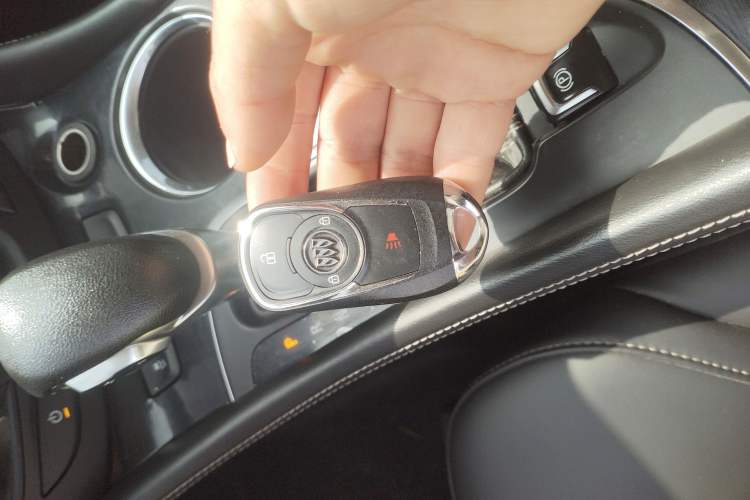Used Buick Envision 2016 20T Two-Wheel Drive Leading Version Vehicle Key