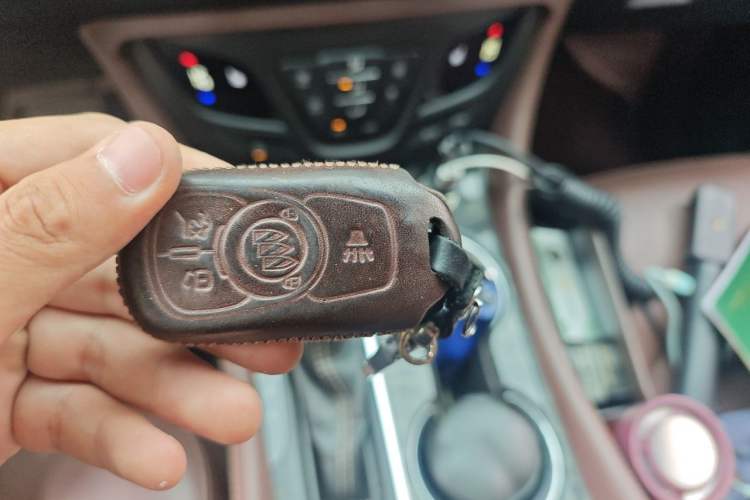 Used Buick Envision 2016 28T Four-Wheel Drive Elite Version Vehicle Key