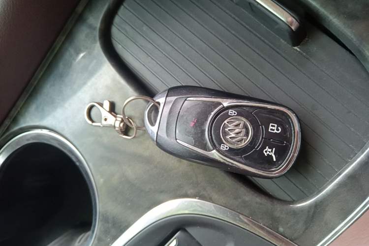 Used Buick Envision 2016 28T Four-Wheel Drive Elite Version Vehicle Key