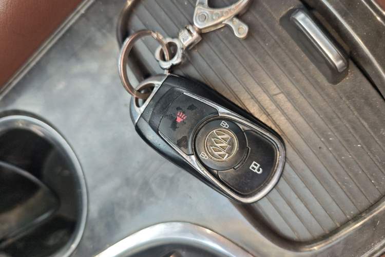 Used Buick Envision 2016 20T Two-Wheel-Drive Elite Model Vehicle Key