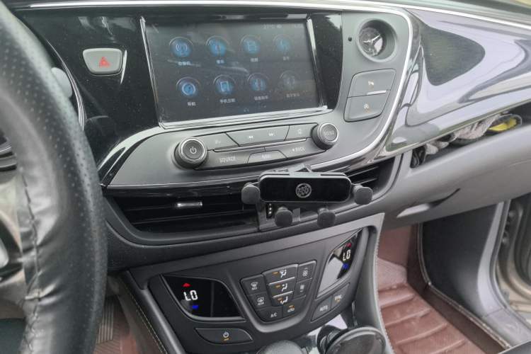 Used Buick Envision 2016 20T Two-Wheel Drive Leading Version Audio And AC Panel
