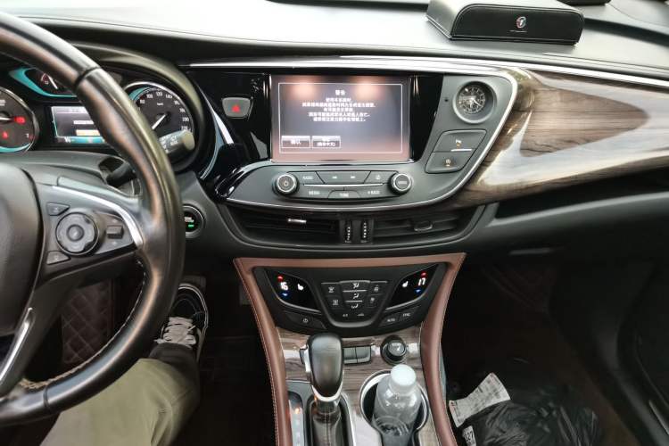 Used Buick Envision 2016 20T Two-Wheel-Drive Elite Model Audio And AC Panel