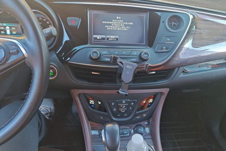 Used Buick Envision 2016 28T Four-Wheel Drive Elite Version Audio And AC Panel