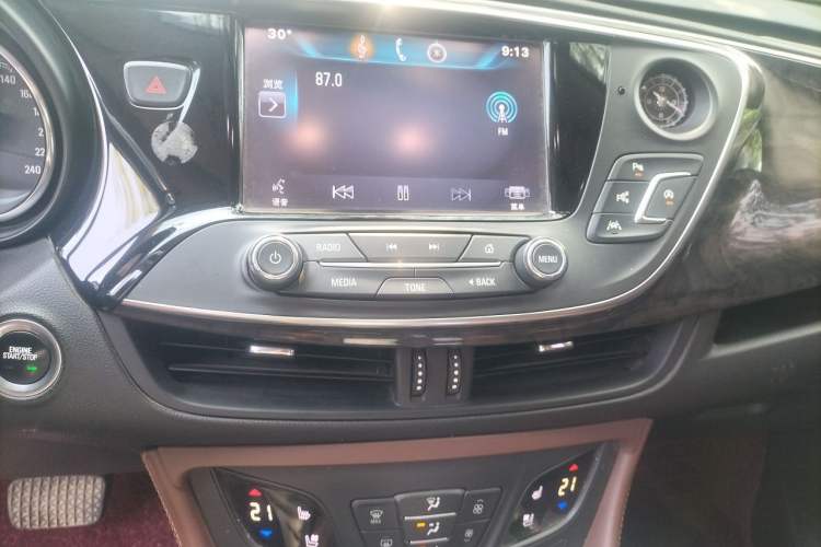 Used Buick Envision 2016 28T Four-Wheel Drive Luxury Model Audio And AC Panel