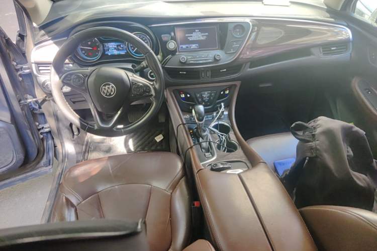 Used Buick Envision 2016 20T Two-Wheel-Drive Elite Model Center Console