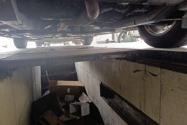 Used Buick Envision 2016 20T Two-Wheel-Drive Elite Model Chassis Front