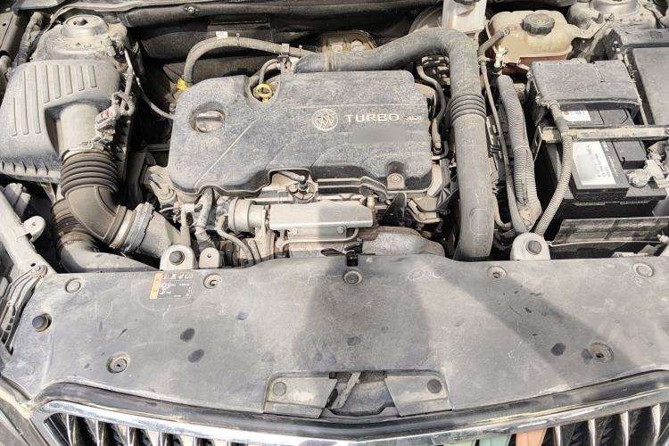 Used Buick Envision 2016 20T Two-Wheel Drive Leading Version Engine Bay