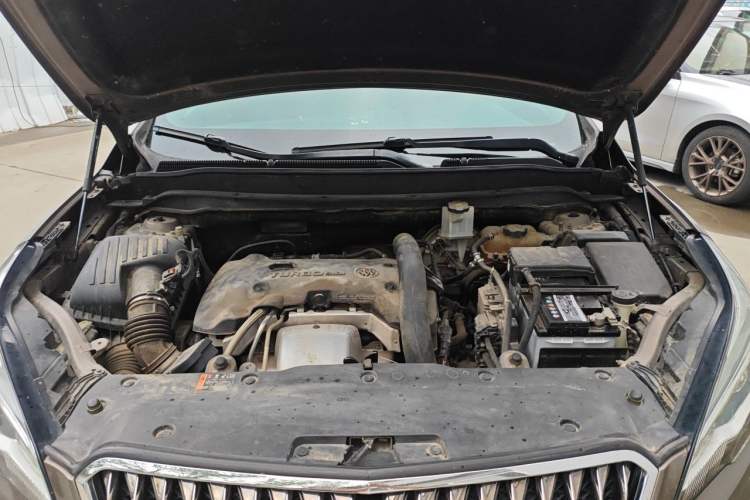 Used Buick Envision 2016 28T Four-Wheel Drive Luxury Model Engine Bay