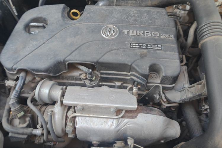 Used Buick Envision 2016 20T Two-Wheel-Drive Elite Model Engine Bay