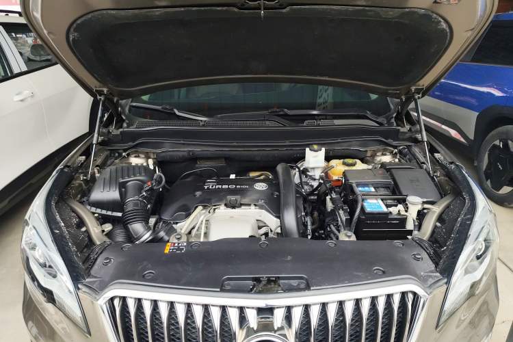 Used Buick Envision 2016 28T Four-Wheel Drive Elite Version Engine Bay
