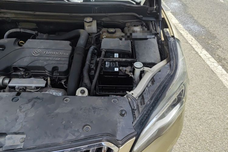 Used Buick Envision 2016 20T Two-Wheel-Drive Elite Model Engine Bay Left