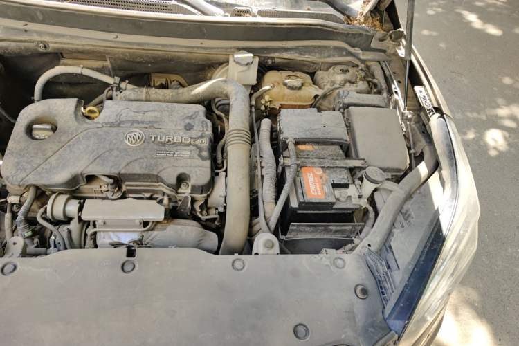 Used Buick Envision 2016 20T Two-Wheel-Drive Elite Model Engine Bay Left