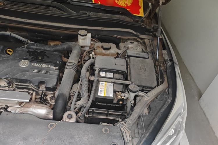 Used Buick Envision 2016 20T Two-Wheel-Drive Elite Model Engine Bay Left