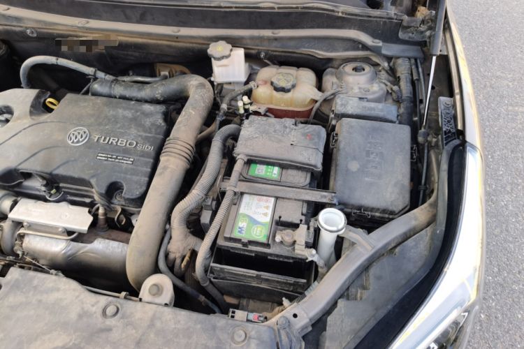 Used Buick Envision 2016 20T Two-Wheel-Drive Elite Model Engine Bay Left