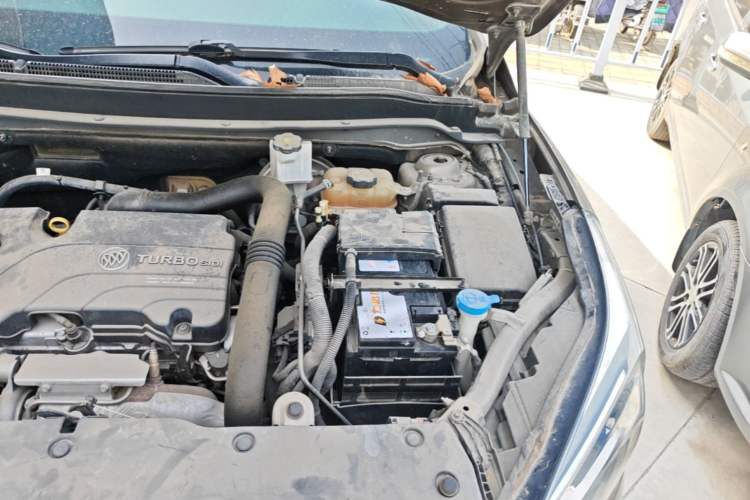 Used Buick Envision 2016 20T Two-Wheel-Drive Elite Model Engine Bay Left